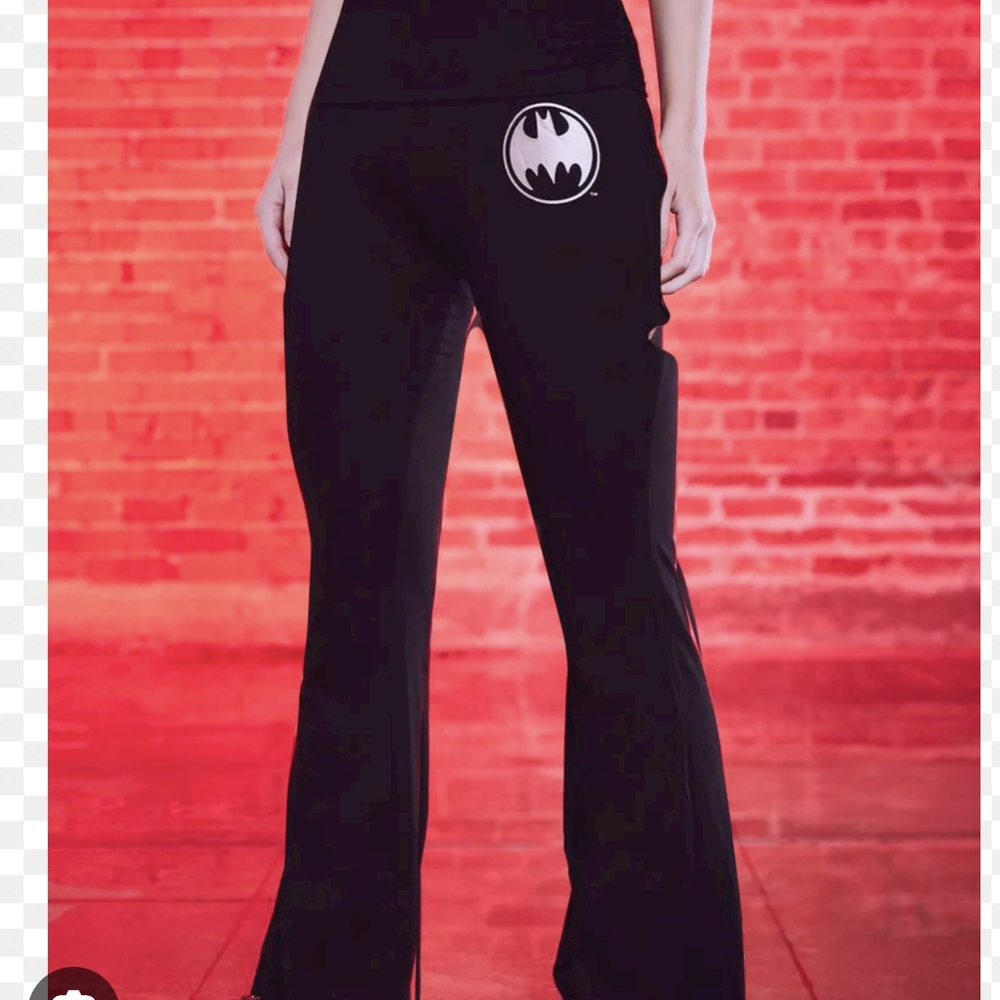 NWOT DC Comics x Dolls Kill batman pants